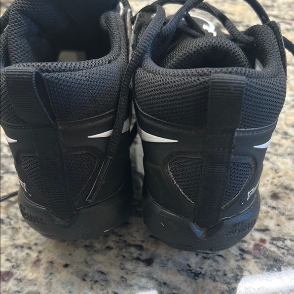 Nike Black and White Football or Lacrosse Spikes - Picture 3 of 6